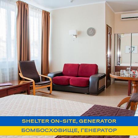 Antwo-Hotel Kharkiv Extérieur photo