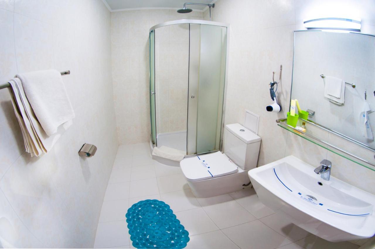 Antwo-Hotel Kharkiv Chambre photo